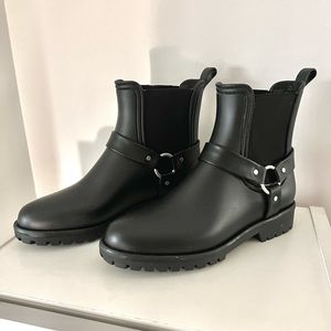 Bernardo Chelsea Rain Boots